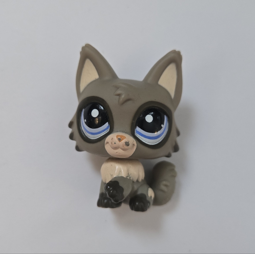 LPS Littlest Pet Shop Persian Wolf Cat #1953